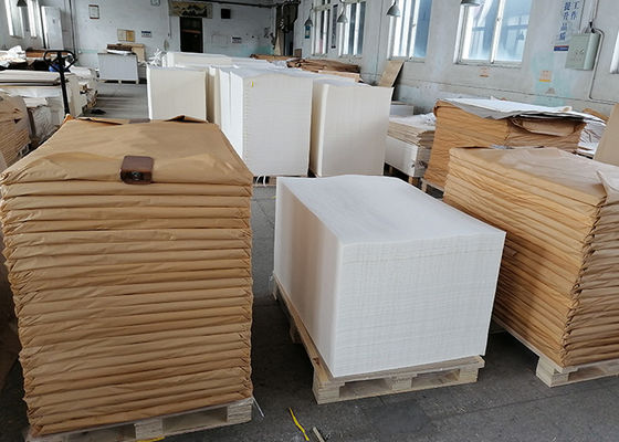 Goede prijs. het Witte Gedrukte Document van het 49081000 Melamineoverdrukplaatje van 40gsm 45gsm online