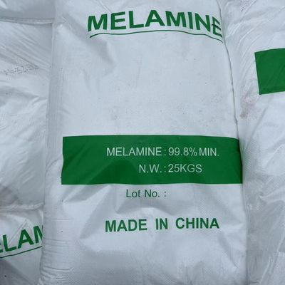 Goede prijs. 99,8% melaminepoeder voor de productie van melamine serviesgoed online